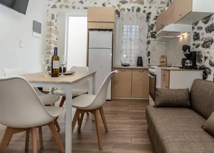 Apartment Stone 2 *